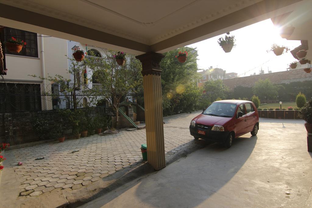 Dipankara Holiday Home Катманду Экстерьер фото